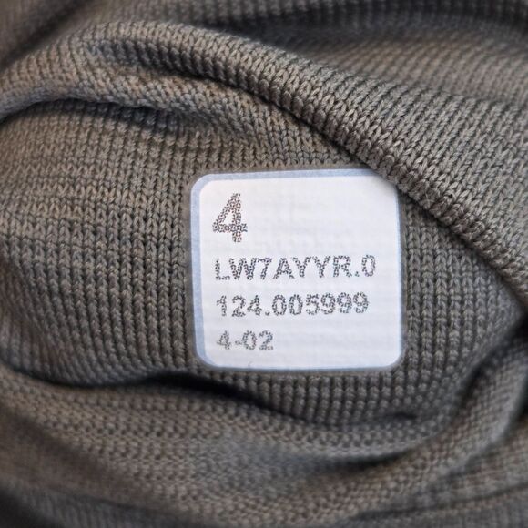 Lululemon Hotty Hot Short Womens Size 4 Seafoam Army Green 2 inch Inseam Running - Picture 6 of 8